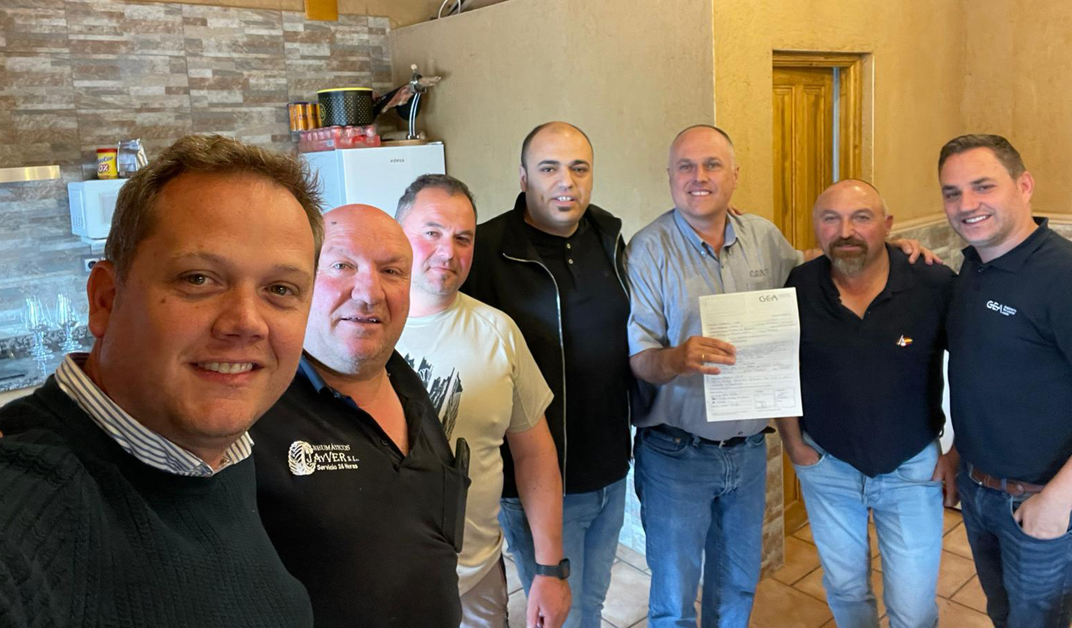Equipo GEA e socios da gandería